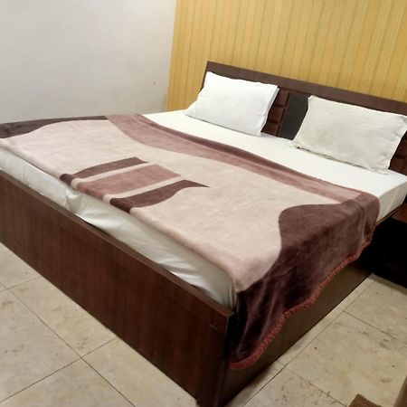 Sapphire Palace 3 Hotel ชัยปุระ ภายนอก รูปภาพ