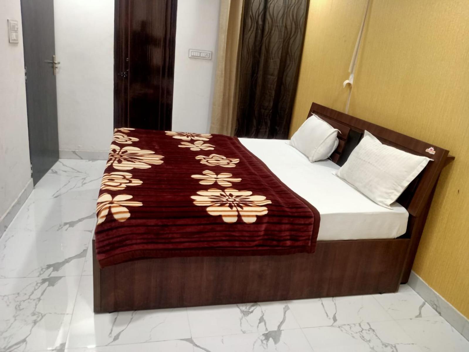 Sapphire Palace 3 Hotel ชัยปุระ ภายนอก รูปภาพ